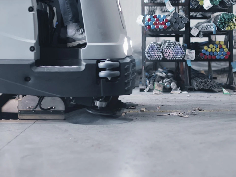 Floor guard machine